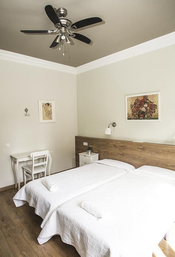 Mai & Maud Paralel Apartment Barcelona Buitenkant foto