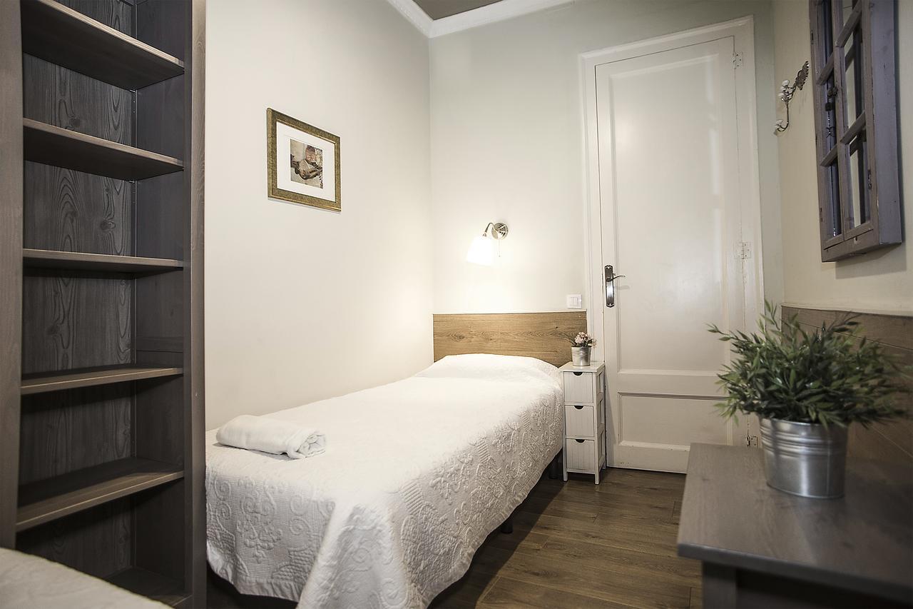 Mai & Maud Paralel Apartment Barcelona Buitenkant foto