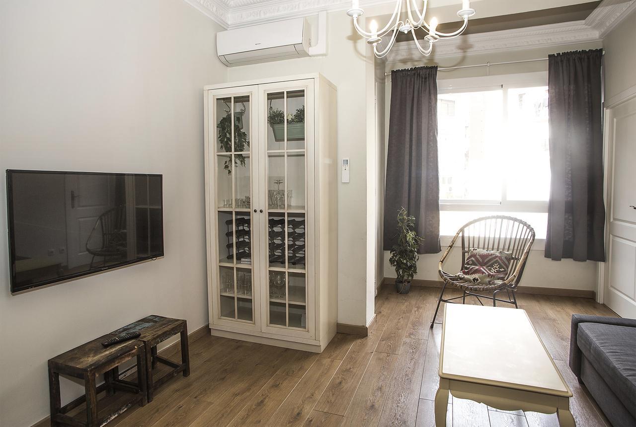 Mai & Maud Paralel Apartment Barcelona Buitenkant foto